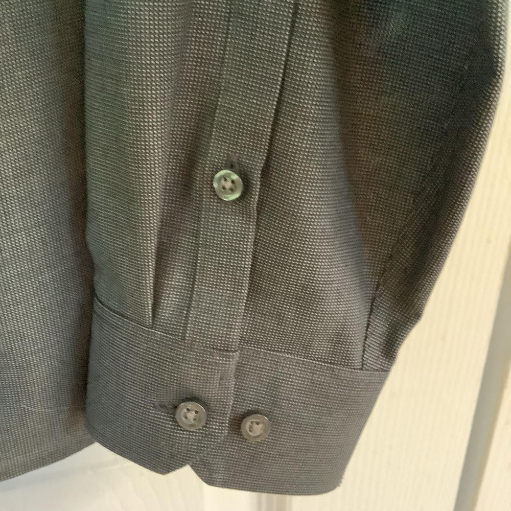 Red House Gray Checkered Shirt - Picture 7 of 9